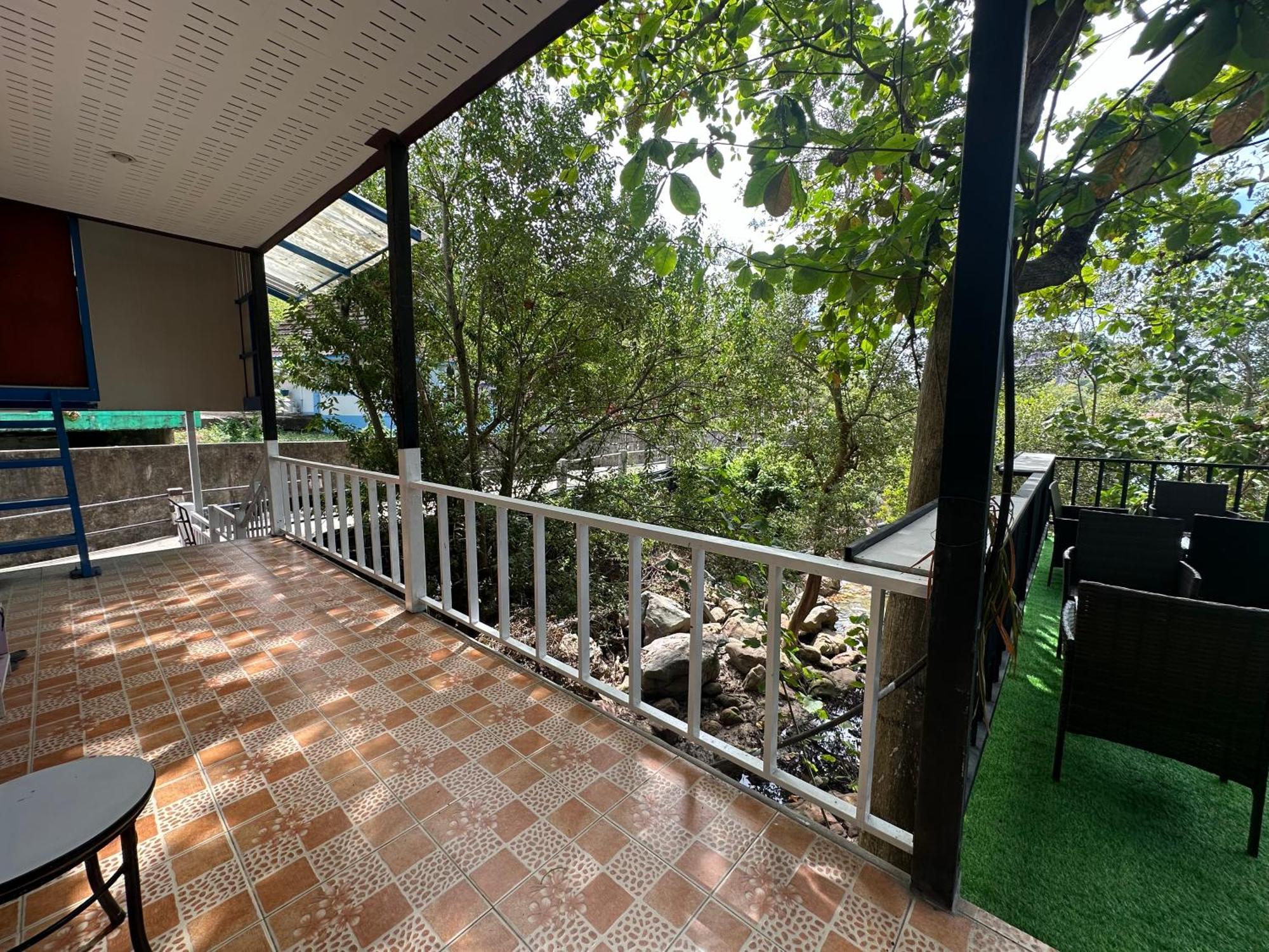 Sweed Dee Seaview Hostel Phi Phi Islands Exterior photo