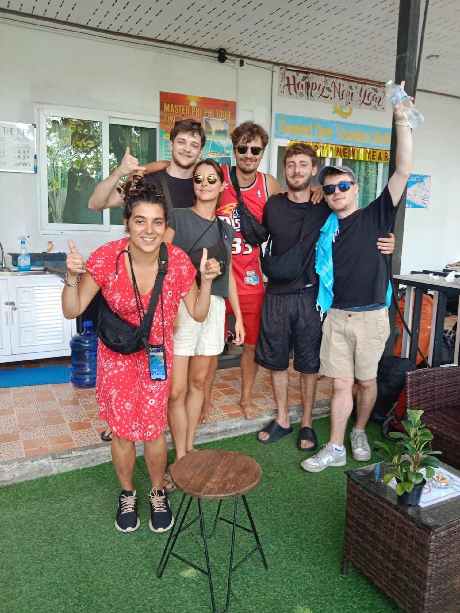 Sweed Dee Seaview Hostel Phi Phi Islands Exterior photo